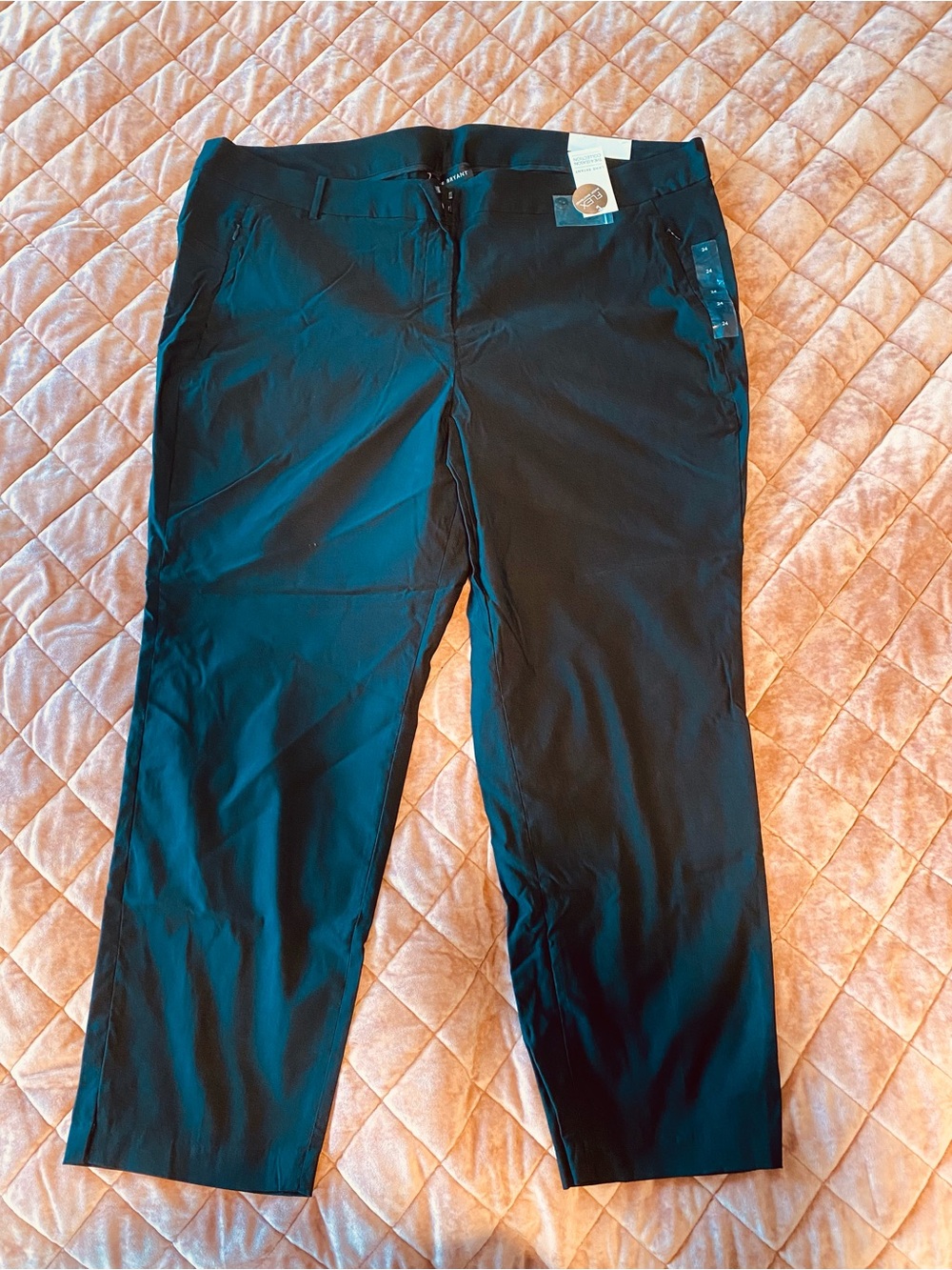 NWT Lane Bryant Women’s Black Stretch Dress Ankle Pants-Plus Size 24